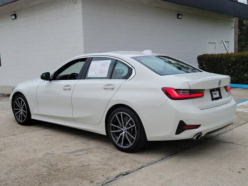 2019 BMW 330 330i