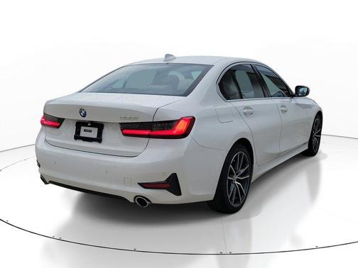 2019 BMW 330 330i