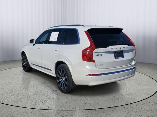2024 Volvo XC90 B6 Core Bright Theme