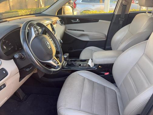 2019 Kia Sorento EX