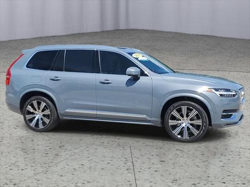 2023 Volvo XC90 B6 Ultimate 7-Seater