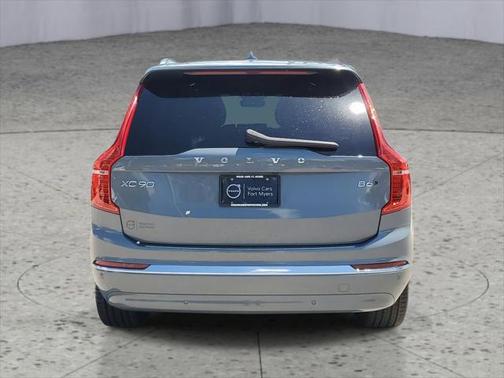 2023 Volvo XC90 B6 Ultimate 7-Seater
