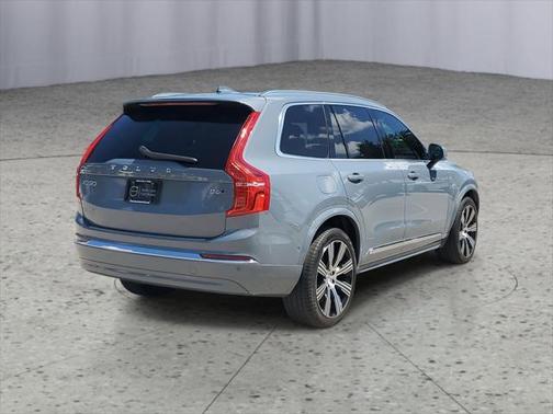 2023 Volvo XC90 B6 Ultimate 7-Seater