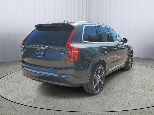 2023 Volvo XC90 B6 Ultimate 7-Seater