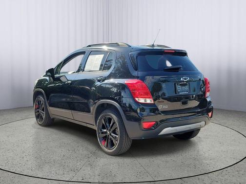 Mosaic Black Metallic 2019 Chevrolet Trax LT