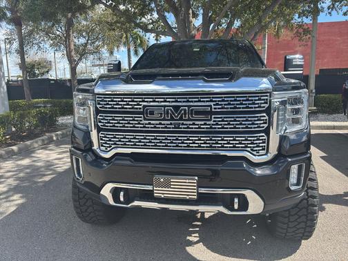 2020 GMC Sierra 2500 Denali