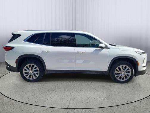 Summit White 2025 Buick Enclave Preferred FWD