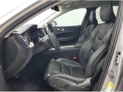 2022 Volvo XC60 Inscription