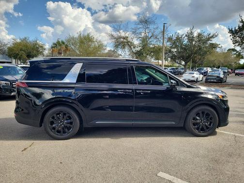2024 Kia Carnival SX Prestige