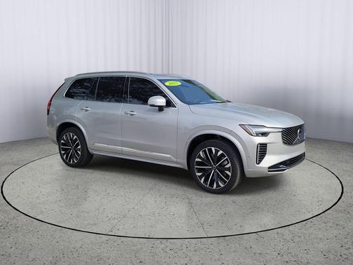 2025 Volvo XC90 Plug-In Hybrid T8 Plus 7-Seater