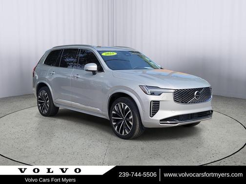 2025 Volvo XC90 Plug-In Hybrid T8 Plus 7-Seater