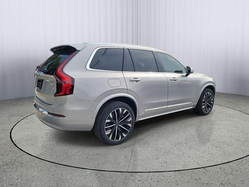 2025 Volvo XC90 Plug-In Hybrid T8 Plus 7-Seater
