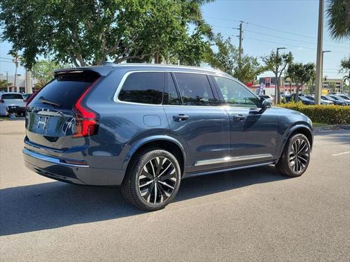 2025 Volvo XC90 Plug-In Hybrid T8 Plus 6-Seater