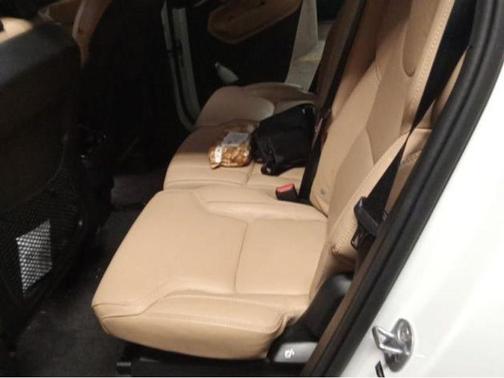 2024 Volvo XC90 B6 Ultimate Bright Theme 7-Seater