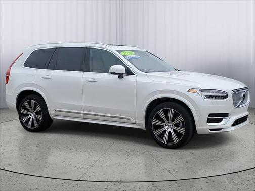 2024 Volvo XC90 Recharge Plug-In Hybrid T8 Ultimate Bright Theme 7-Seater