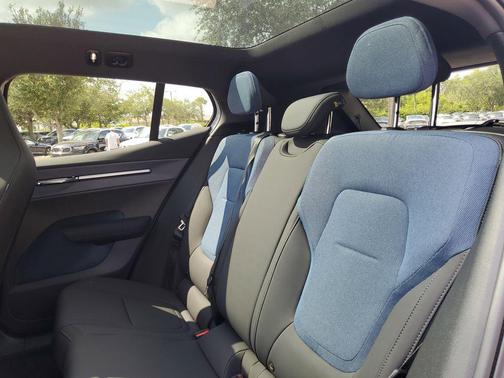 2025 Volvo EX30 Twin Motor Plus