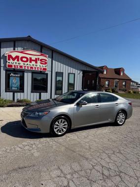 2015 Lexus ES 300h Base
