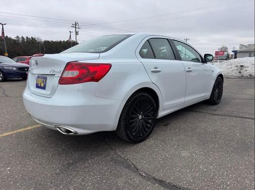 2012 Suzuki Kizashi 