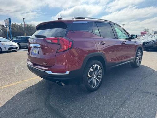 Red Quartz Tintcoat 2020 GMC Terrain SLT