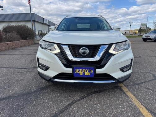 Glacier White 2019 Nissan Rogue
