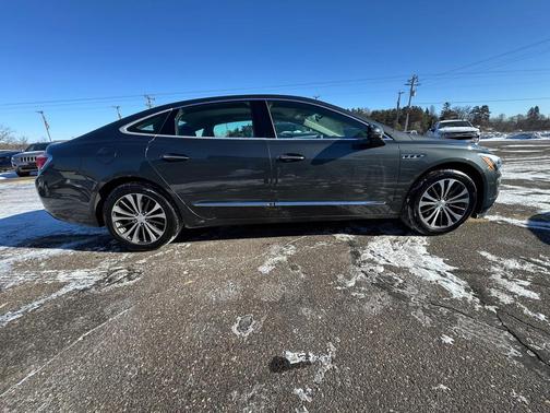 2017 Buick LaCrosse Essence