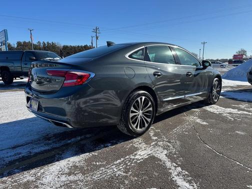 2017 Buick LaCrosse Essence