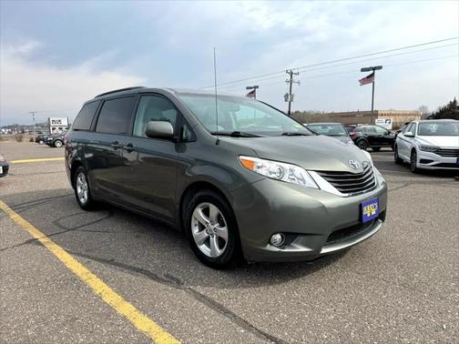 2012 Toyota Sienna LE