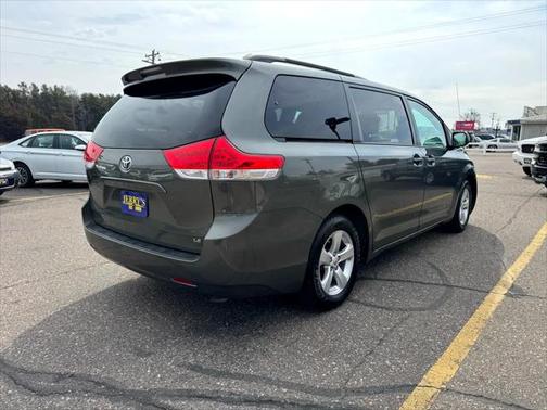 2012 Toyota Sienna LE