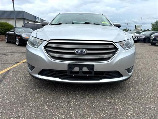 2014 Ford Taurus SEL