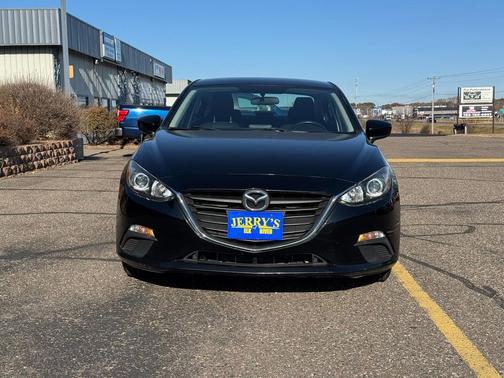 2016 Mazda Mazda3 i Sport