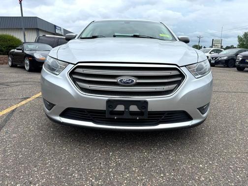 2014 Ford Taurus SEL