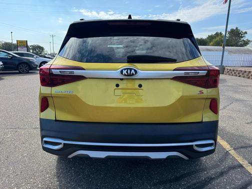 2021 Kia Seltos S