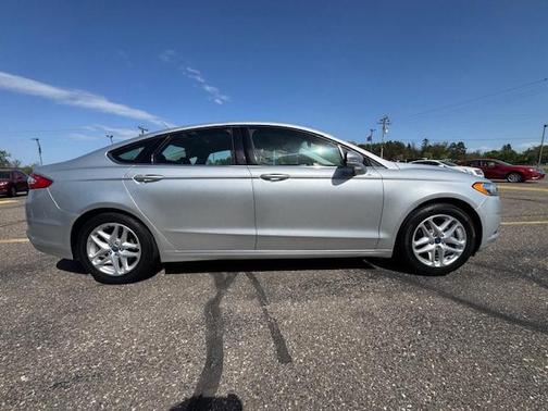 Ingot Silver 2013 Ford Fusion SE