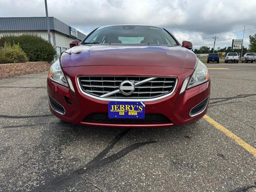 2013 Volvo S60 T5