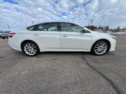 2013 Toyota Avalon Base