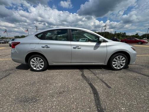 Brilliant Silver Metallic 2019 Nissan Sentra S