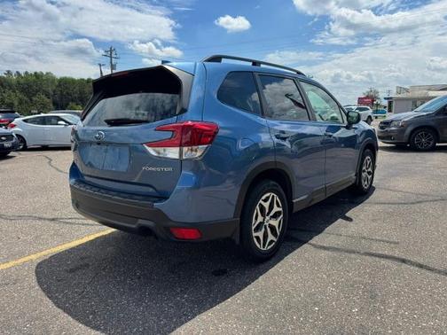 Horizon Blue Pearl 2021 Subaru Forester Premium