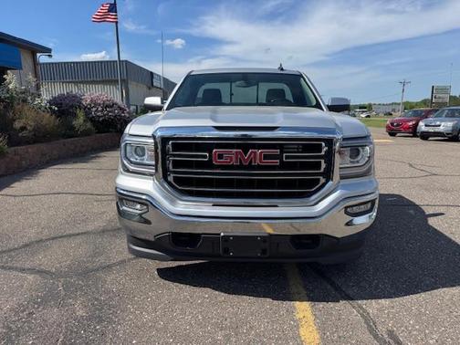 Quicksilver 2018 GMC Sierra 1500 SLE