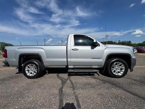 Quicksilver 2018 GMC Sierra 1500 SLE