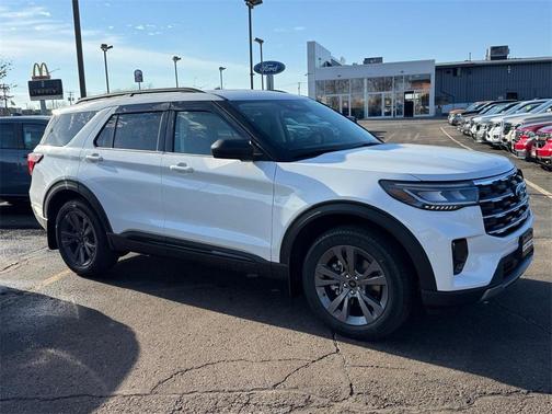 2026 Ford Explorer Active w/200A Pkg