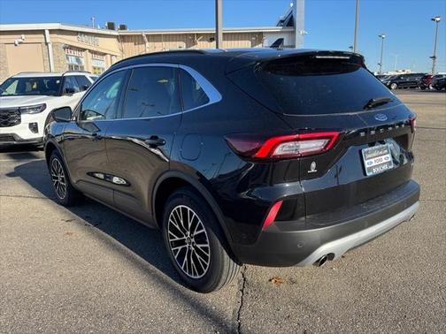2023 Ford Escape SE
