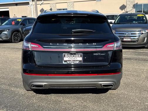 2019 Lincoln Nautilus Select