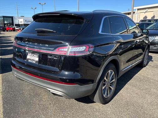 2019 Lincoln Nautilus Select
