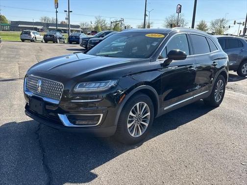 2019 Lincoln Nautilus Select