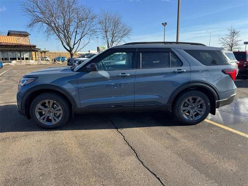 2026 Ford Explorer Active w/200A Pkg