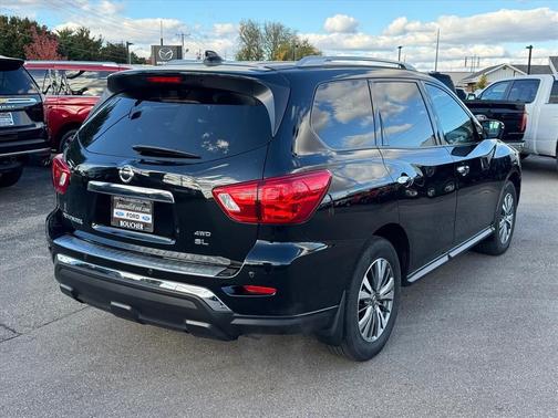 2020 Nissan Pathfinder SL 4WD