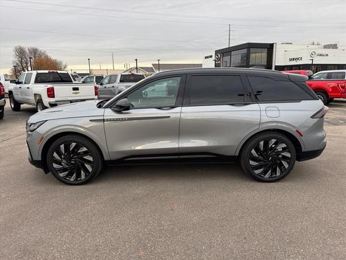 2024 Lincoln Nautilus Reserve