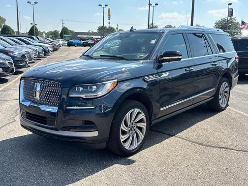 2022 Lincoln Navigator Reserve