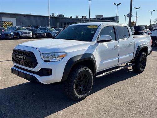 2019 Toyota Tacoma SR