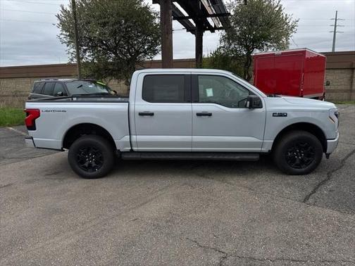 2025 Ford F-150 Lightning XLT